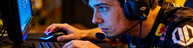 CS:GO Major冠军赛决赛选手专注比赛特写
